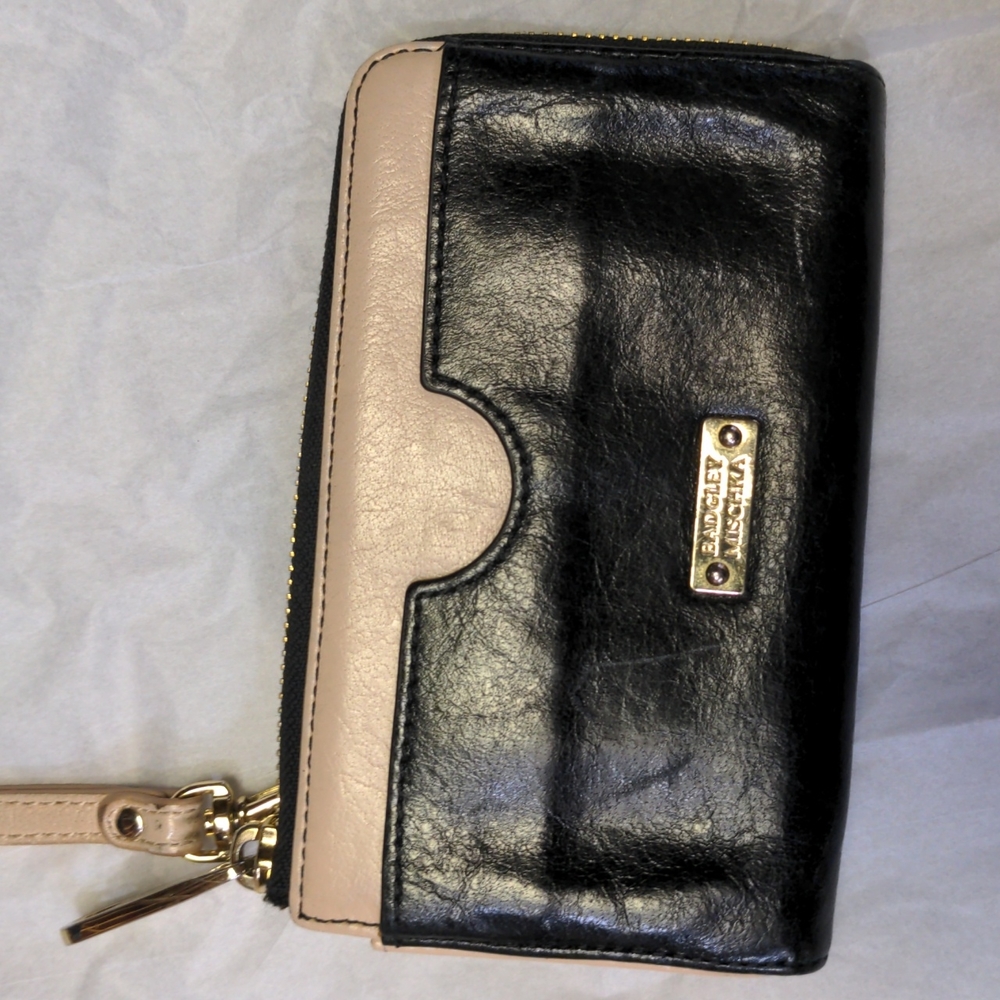 Badgley Mischka Wristlet